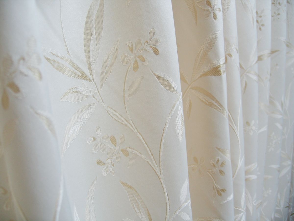 調布市におけるオーダーカーテン選びのポイント！高品質な専門店と最適なデザイン