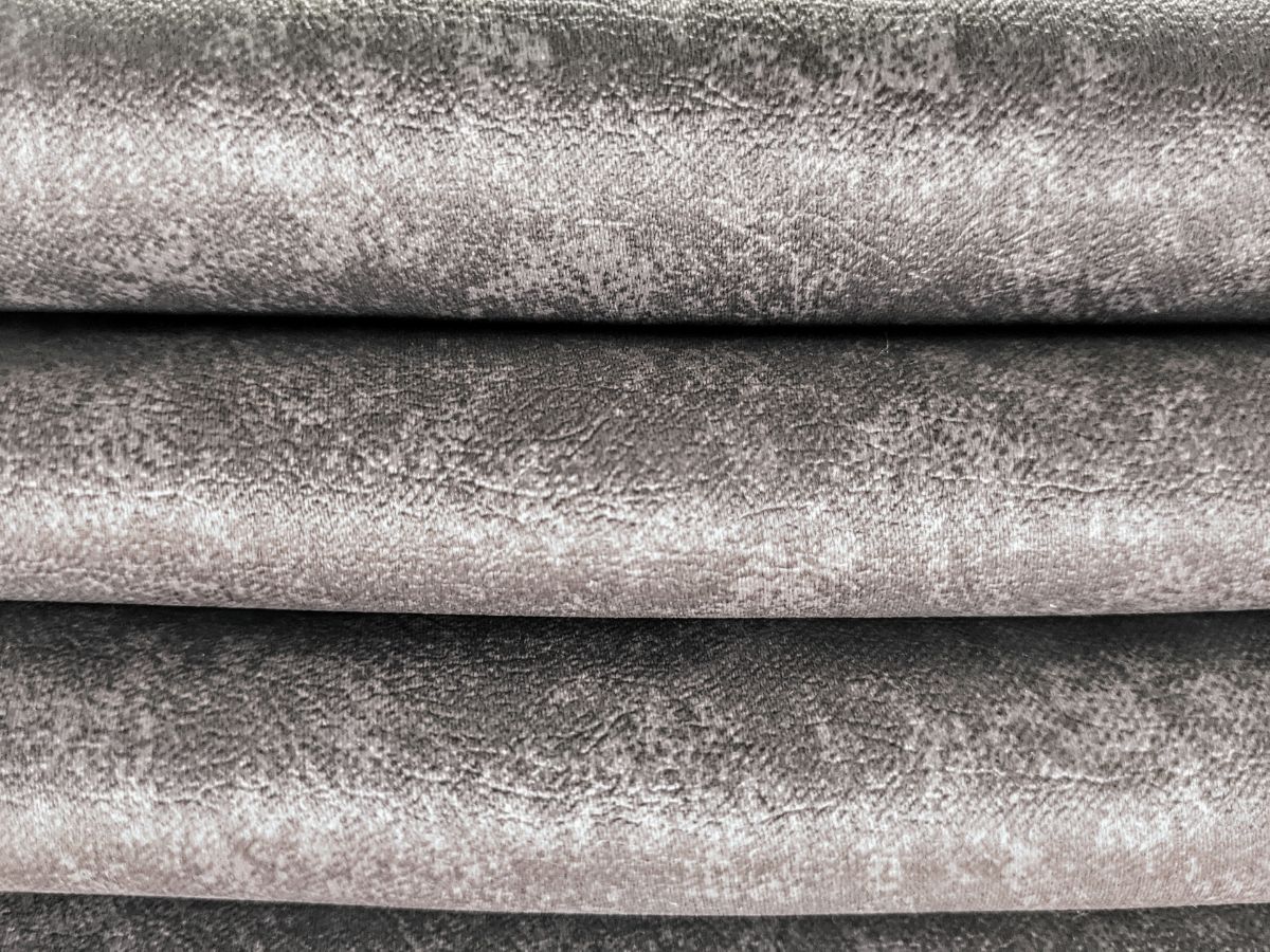 オーダーカーテンの裏地で差がつく遮光と断熱効果！後悔しない選び方