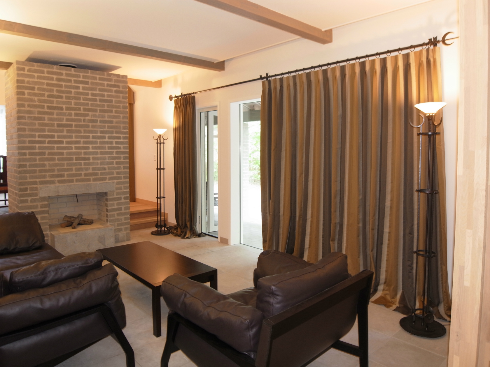 Z+Rチマーロード｜Sandersonサンダーソン｜別荘カーテン｜高級　豪華